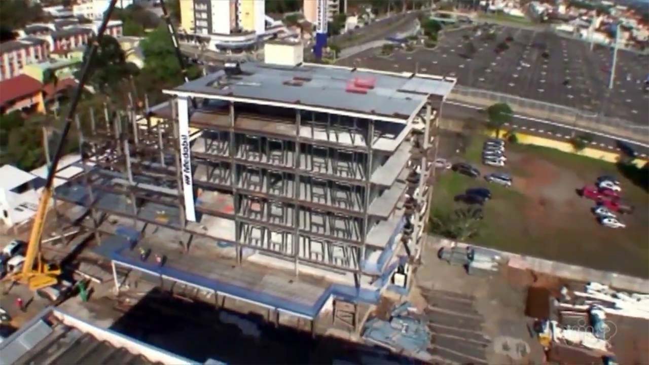 Assembly of the metal structure